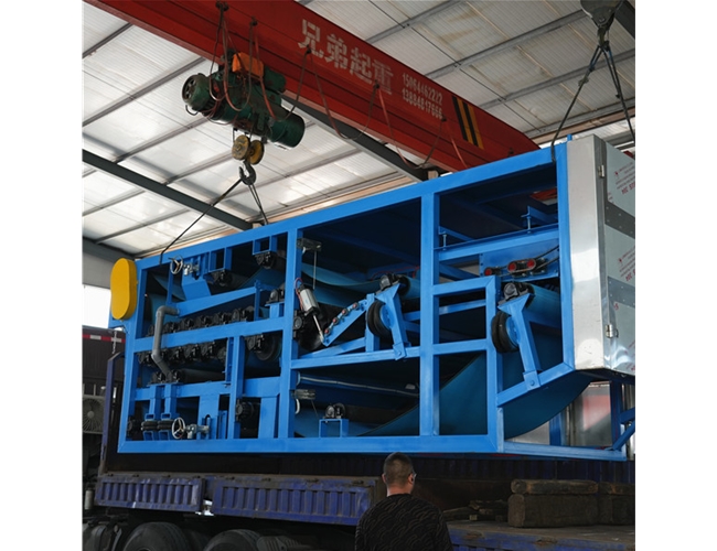 高壓帶式壓濾機發(fā)貨啦！