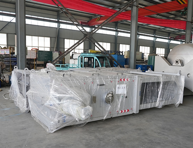 2臺內(nèi)進(jìn)流格柵除污機發(fā)貨