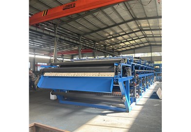 詳細(xì)介紹橡膠帶式真空過(guò)濾機(jī)