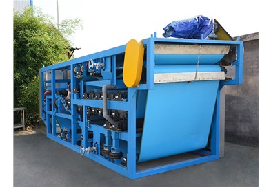 污泥二次脫水設(shè)備降低污泥含水率的黑科技！