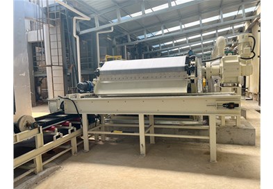 博宇環(huán)保重塑標準：橡膠帶式真空過濾機自動清洗裝置升級，性能飛躍！